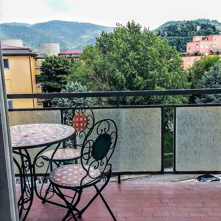 Appartamento Con Terrazzo Zona Ospedale Civile Brescia Exterior foto