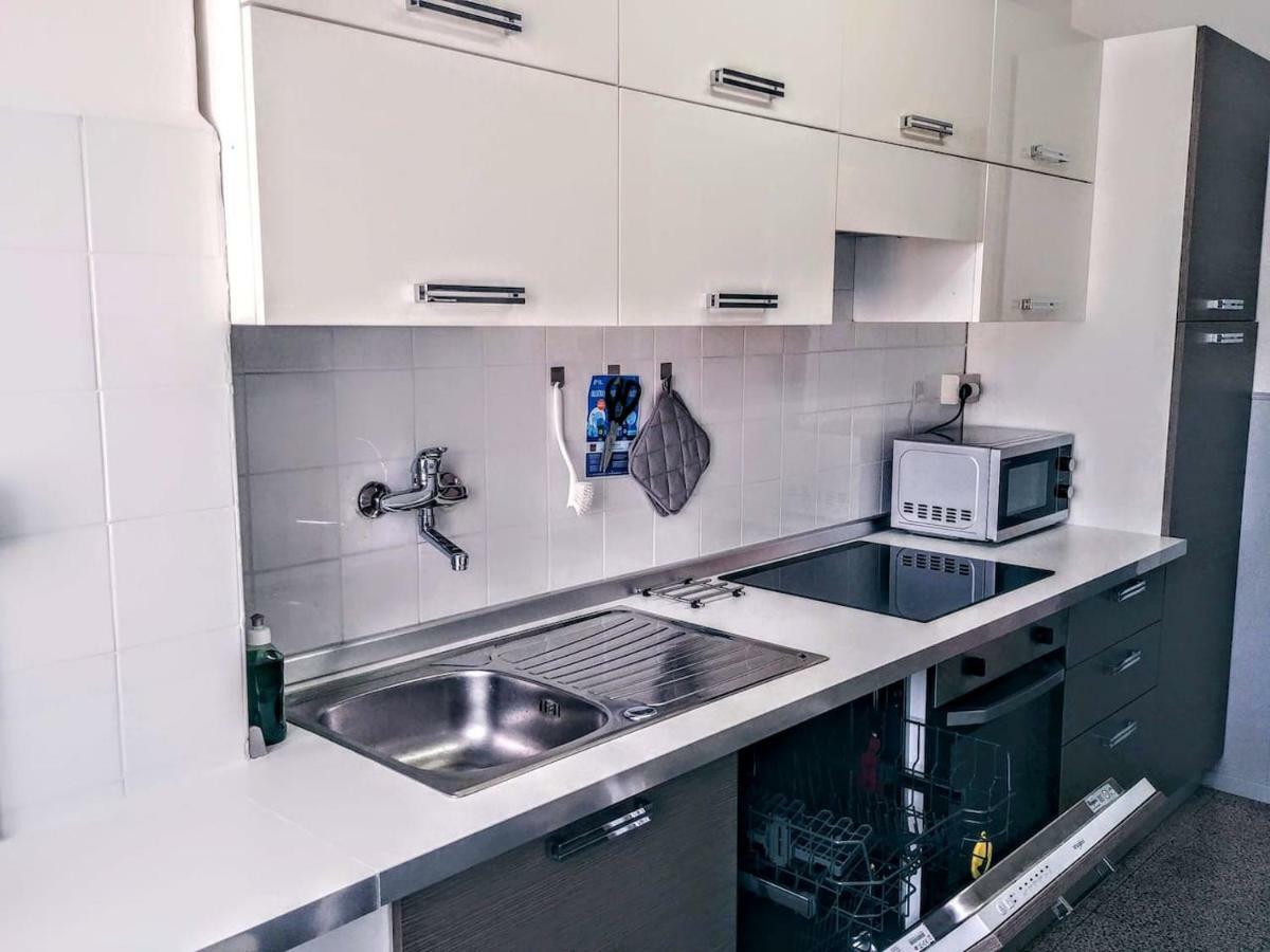 Appartamento Con Terrazzo Zona Ospedale Civile Brescia Exterior foto